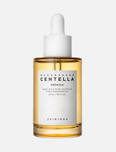 Die SKIN1004 Madagascar Centella Ampoule vor hellgrauem Hintergrund.