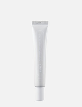 Die Dear Klairs Fundamental Nourishing Eye Butter vor hellgrauem Hintergrund.