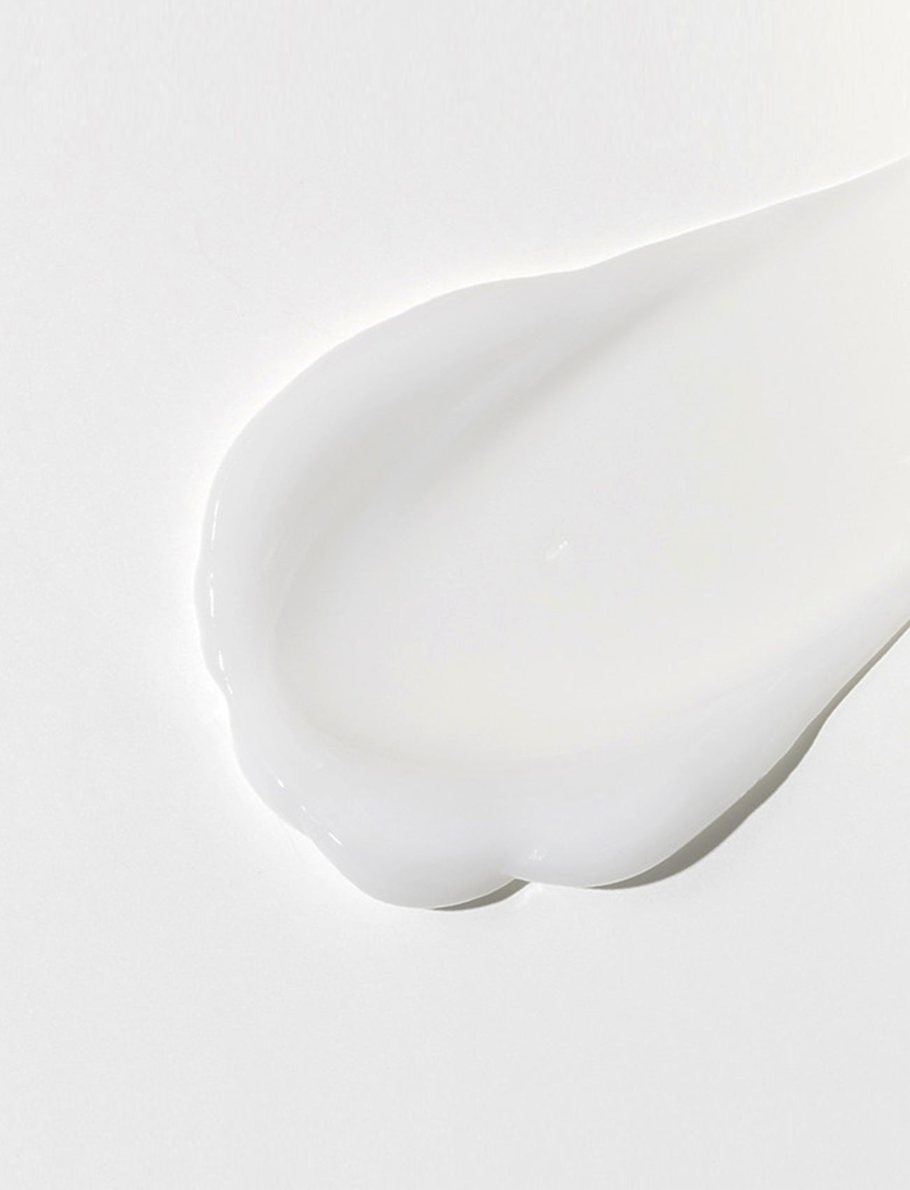 Die Textur der iUNIK Beta-Glucan Daily Moisture Cream.